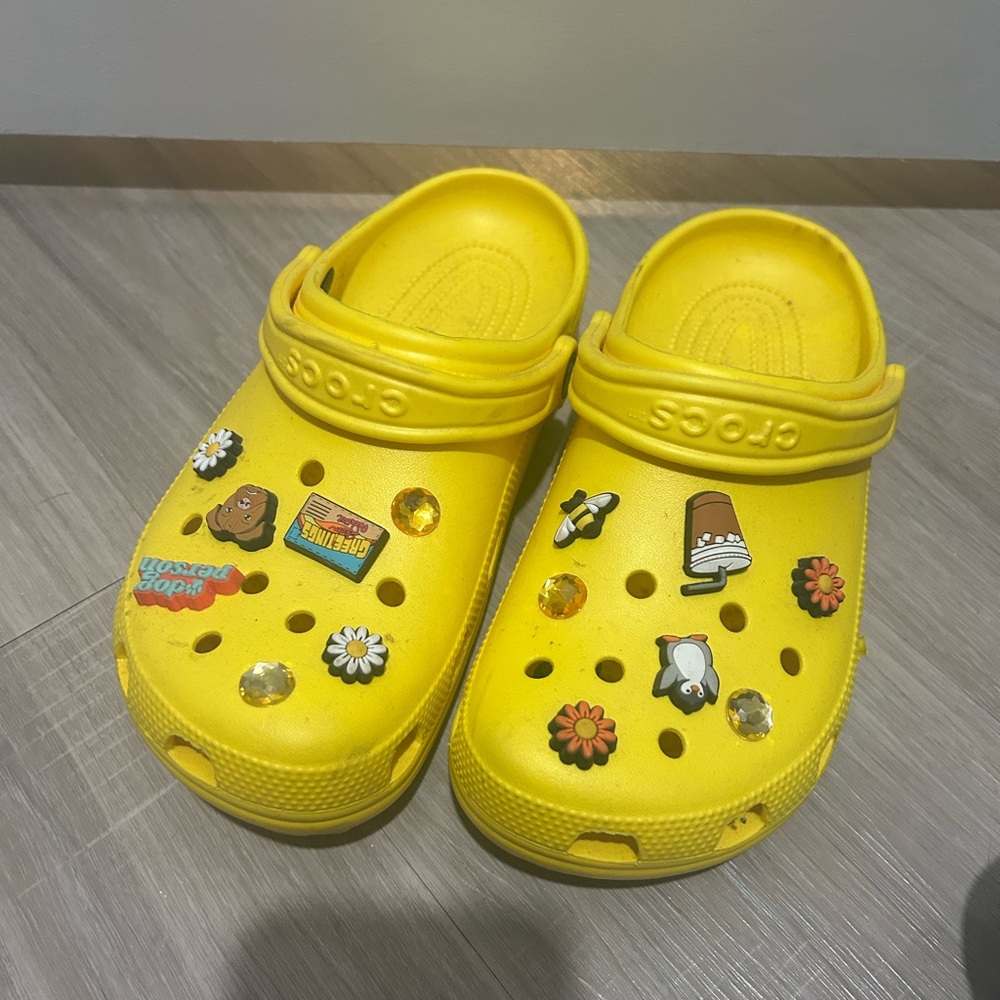 Womens Yellow Crocs
